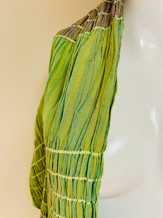 Celery Green Sparkly Metallic Thread Fringed Cott… - image 6