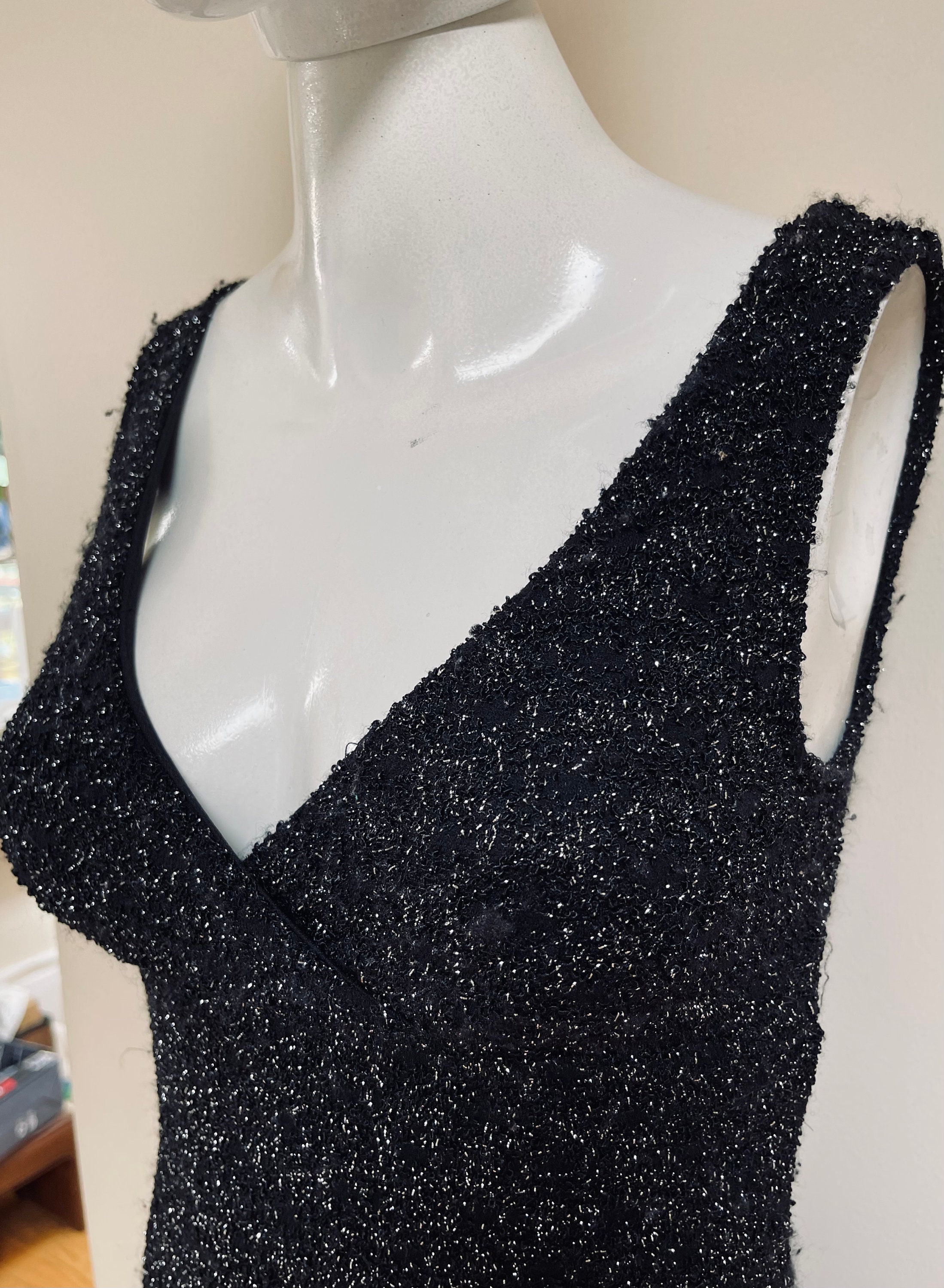 silver wiggle dress 70s Silver Sparkly Wiggle Dress Metallic Thread Vintage 60s / 70s Party  Dress Deep Plunge V Retro Cocktail Dress Marilyn Monroe Style