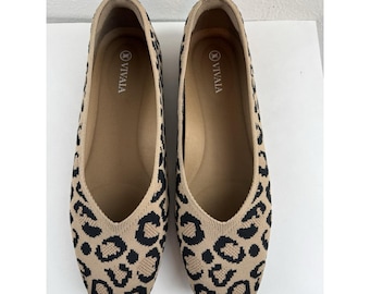 Vivaia Margot 2.0 Leopard Square Toe V Cut Knit Womens Casual Flats 38.5/US 7.5