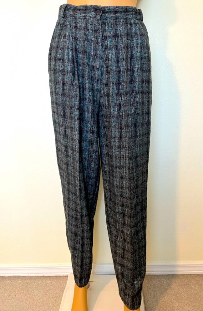 60s/70s Vintage-Pleated, Wool, Plaid, High Waisted, Made In USA, Pants. Sz-11/12