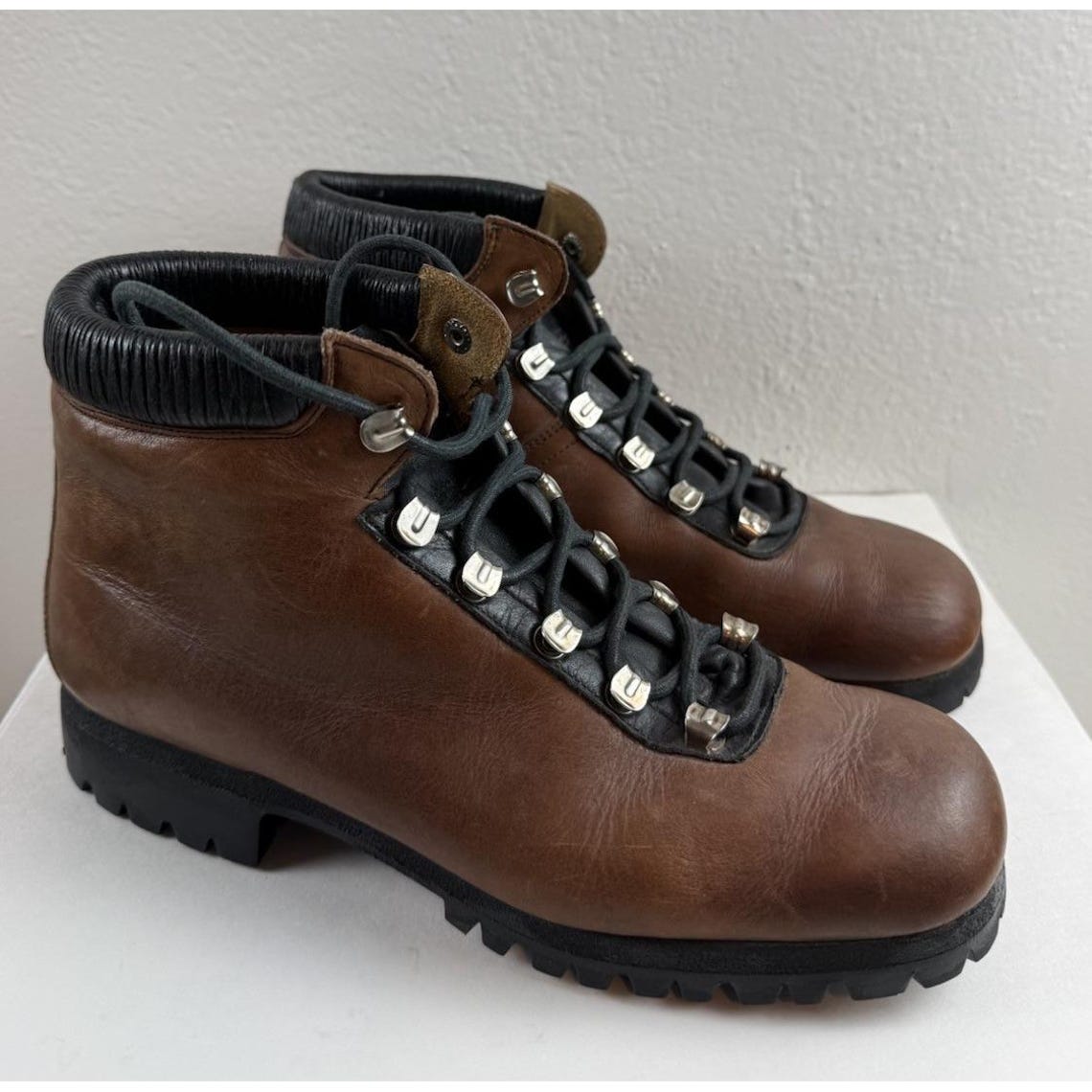 Larks Womens 70s Vintage Lace Up Lug Sole Ankle Boots 6.5M Brown Leather Spain, foto 4 di 5