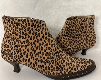California Magdesians-80s/90s Vintage, USA, Leopard, Kitten Heel, Boot. Size-9N