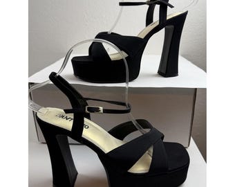 Sandalias de plataforma Dantonio negras con tacón grueso y tira en el tobillo, talla 7.5, estilo gótico grunge.