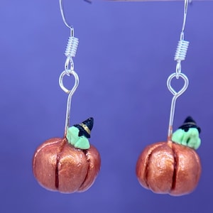 Tiny Froggie Witch Wizard Pumpkin Earrings