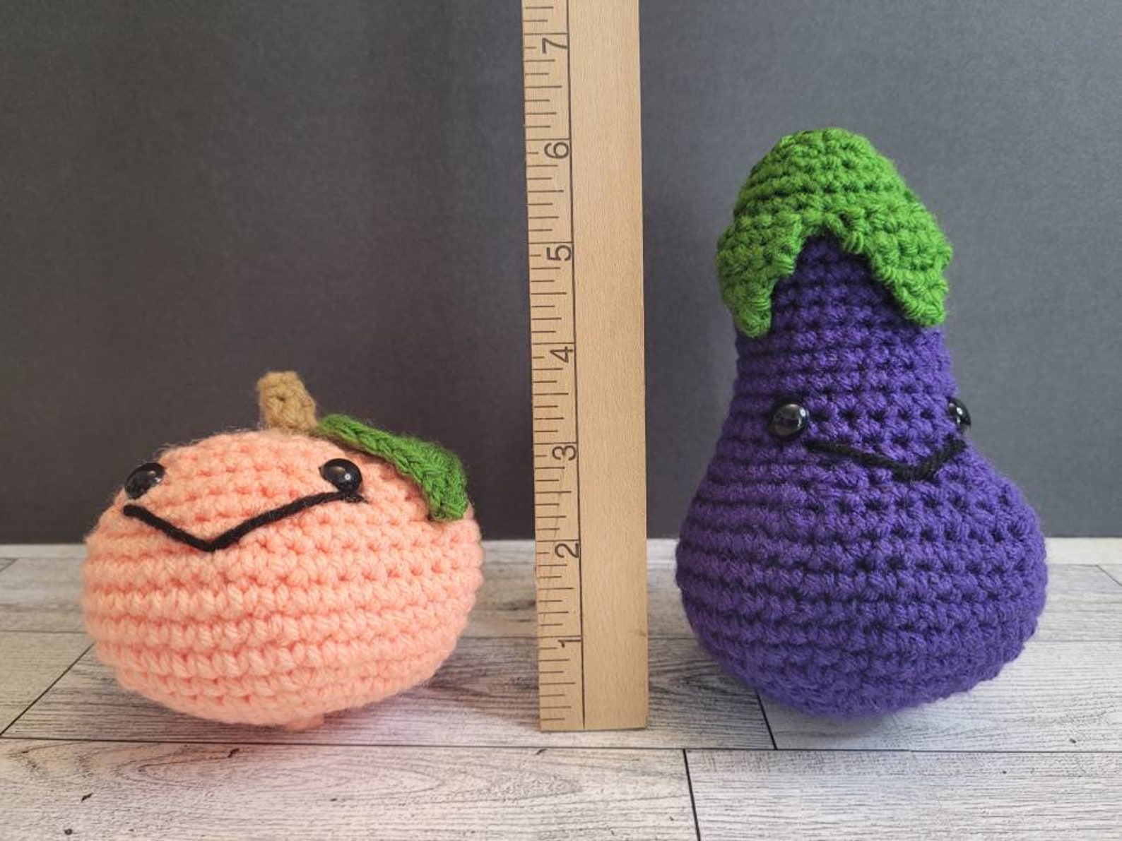 Les emojis. Aubergine au crochet et pêche emoji. Etsy Canada
