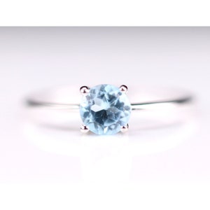 Blue Topaz Sterling Silver Ring - 4mm Round Cut Crystal Ring - December Birthstone Stackable Dainty Jewelry - Christmas Gift for Her