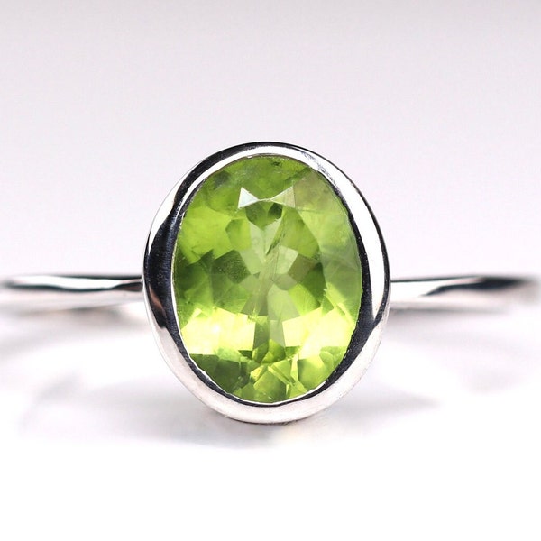 Peridot Sterling Silver Ring - 8x10mm Oval Cut Ring - Dainty Stackable Simple Jewelry - August Birthstone Solitaire Ring - Birthday Gifts