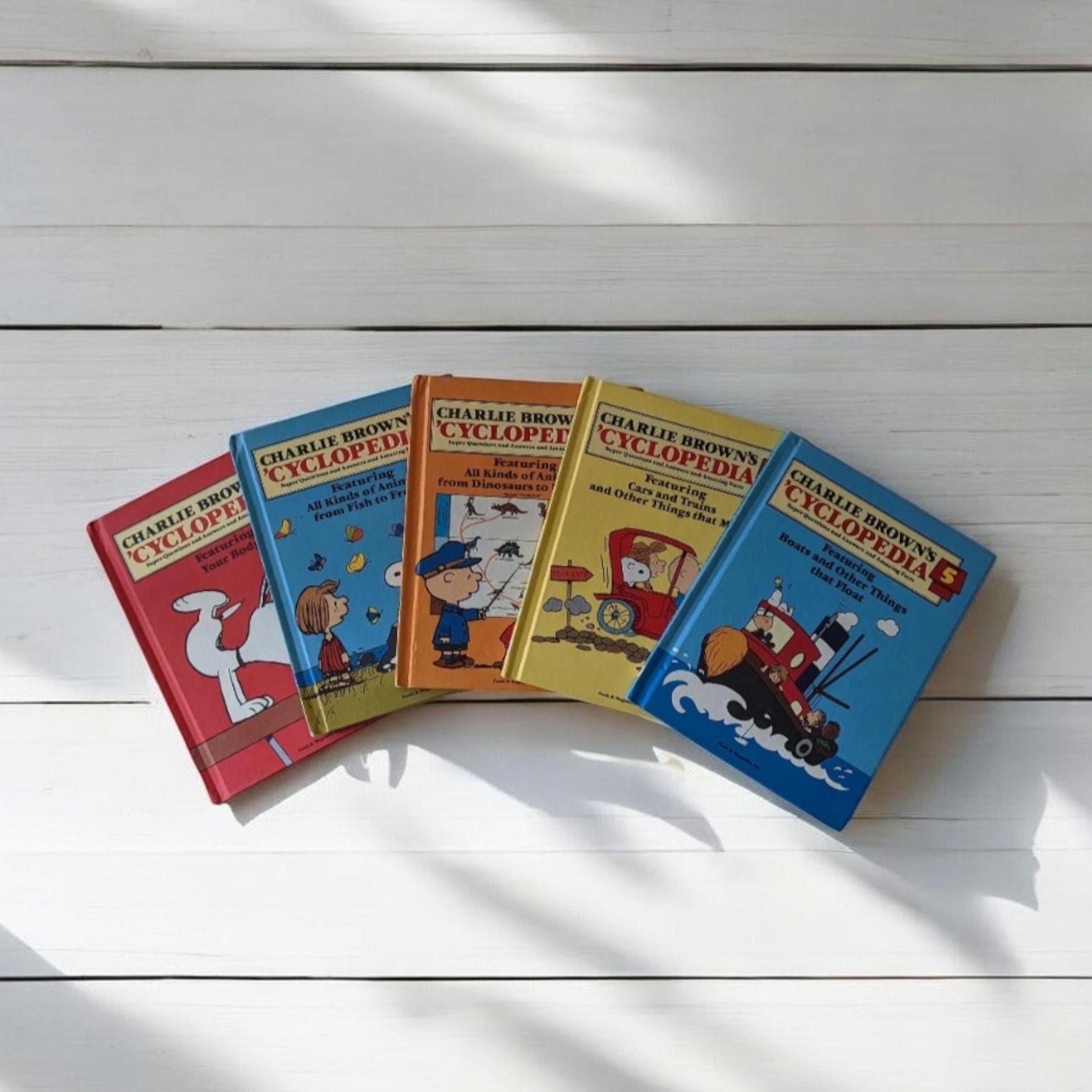 1980's Charlie Browns 'cyclopedia Set of (5) / Vintage