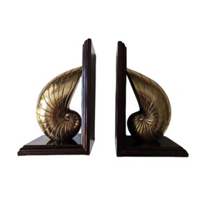 Vintage 1994 Brass and Wood Nautilus Shell bookends / Vintage bookends / Made in Korea / Vintage /