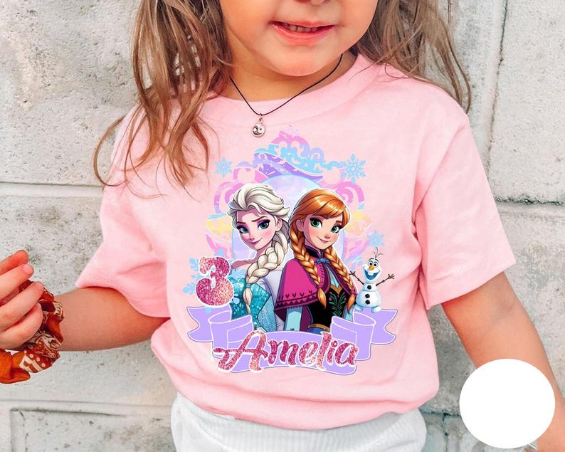 Camiseta de cumpleaños de Frozen, camiseta de Elsa y Anna para cualquier edad, atuendo de cumpleaños de Frozen, camiseta de princesa Disney, camiseta personalizada de Frozen, camiseta personalizada de Disney imagen 2