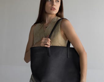 Genuine Leather Tote Bag: Large or Oversized, with Detachable Pouch