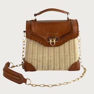 Handmade Wicker & Leather Handbag: Boho Chic Woven Tote