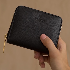 Elegante cartera pequeña de piel color hiedra / Piel de vacuno de alta calidad con cremallera dorada / Bolsillo seguro para monedas y tarjetas / Accesorio atemporal para mujer