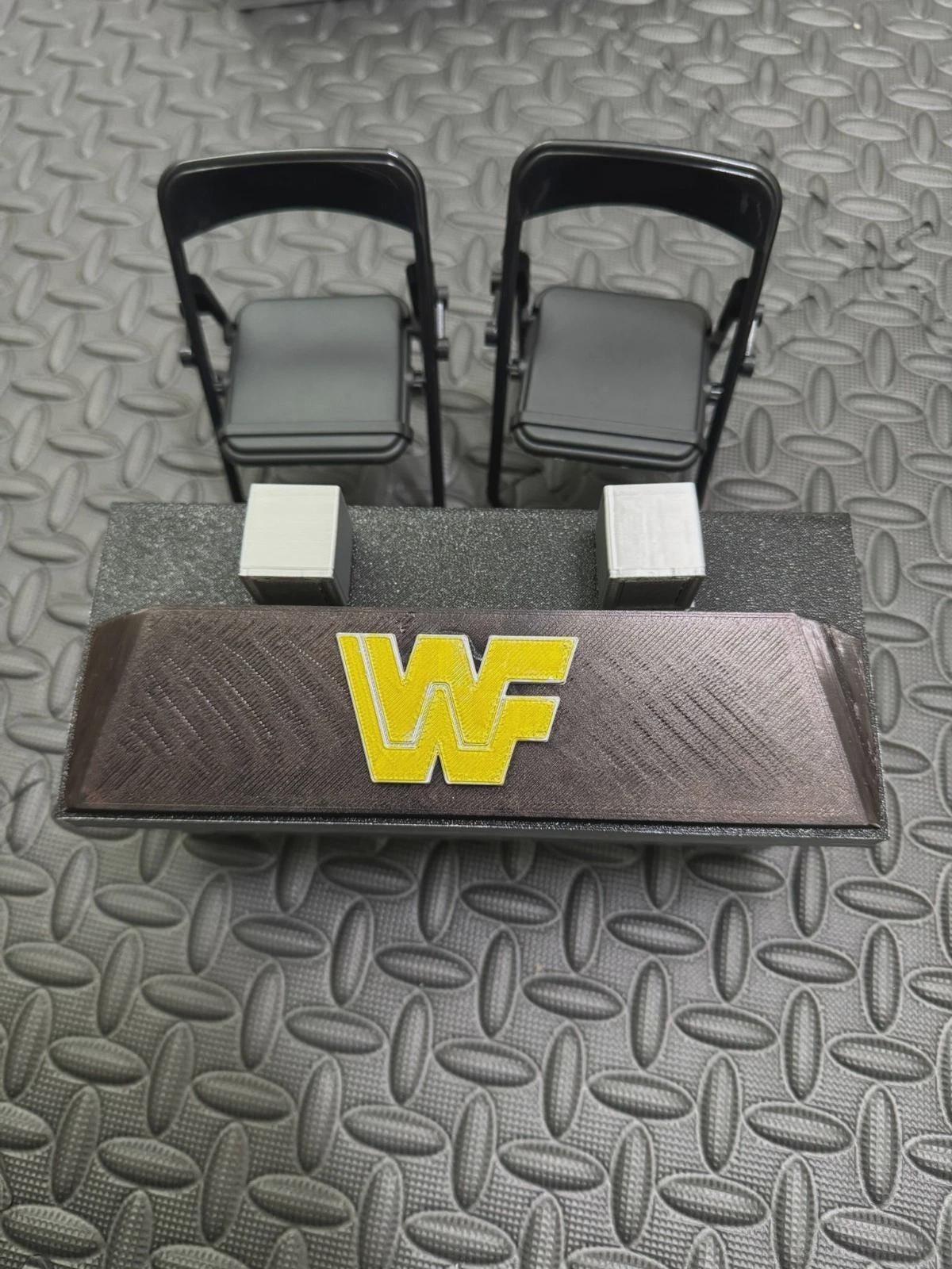 Wrestling Figures Commentator Table Set for WWE Figures Raw, Smackdown ...