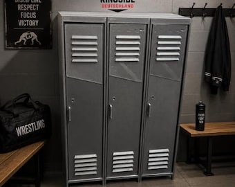 Wrestling Figures Accessory Locker with 3 Doors