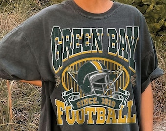 Green Bay Football Retro Style 90s Vintage Comfort Color Shirt, Graphic Tee Gift For Football Fan Sport
