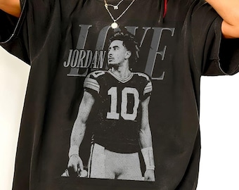 Jordan Love Green Bay Football Vintage Comfort Color Shirt, Best Gift For Him