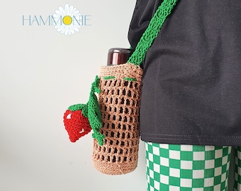 Crochet Strawberry Water Bottle Holder | Crossbody Water Bottle Bag | Handmade Water Bottle Carrier | Vintage Water Bottle Hanging Bag