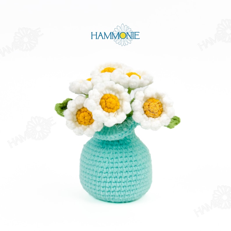 Handmade Crochet Tulip & Heart Flower Pot Home Table Decor with Custom Tag, Personalized Crochet Potted Plant,Knitted Plant Gift for Her/Mom Daisy