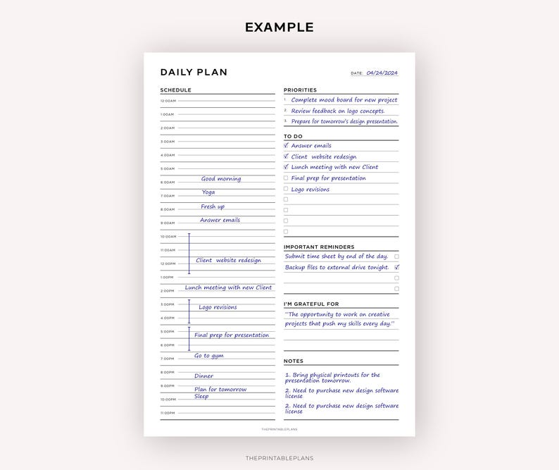 Puede incluir: Un planificador diario con secciones para el horario, las prioridades, la lista de tareas, los recordatorios importantes y las notas. El planificador est&aacute; dise&ntilde;ado para un profesional creativo e incluye una secci&oacute;n para la gratitud.