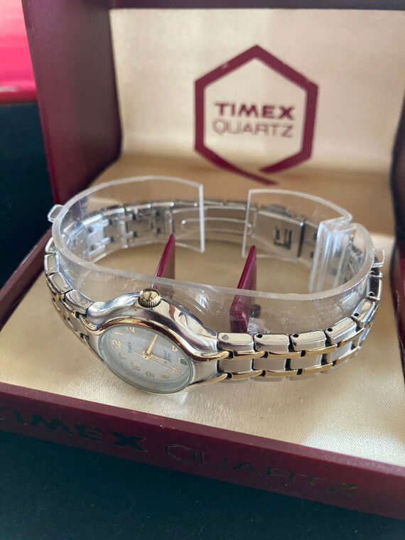 Vintage Timex Quartz Watch in Excellent Condition Etsy