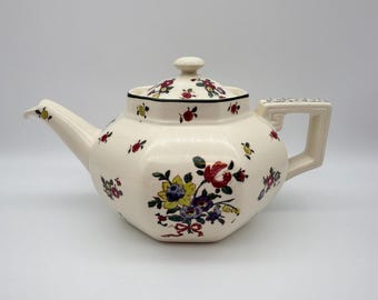 Royal Doulton ’Old Leeds Spray’ Art Deco Teapot. D 3548, c.1935-40.