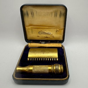 Gillette of England. ‘Milady Decollete Parisienne’ Safety Razor. Designed for women. Original box. 1920s.