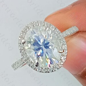 2.60 CTW Oval Moissanite Halo Engagement Ring: D/VVS1 Anniversary Ring