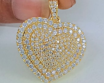 1,50 CTW coupe ronde VVS1 Collier avec pendentif en forme de coeur en moissanite, pendentif cadeau de fiançailles pour femme, cadeau d&#39;anniversaire pour elle, chaîne de 18 po.