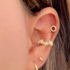 Ear cuff murciélago de Plata de Ley y baño de Oro, piercing falso de cartílago en forma de muerciélago con circonitas, joyería de halloween