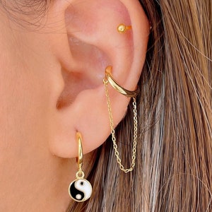 Pendiente ear cuff de cartílago con cadena de Plata de Ley, pendiente sin agujero con baño de Oro, pendientes unisex de cartílago