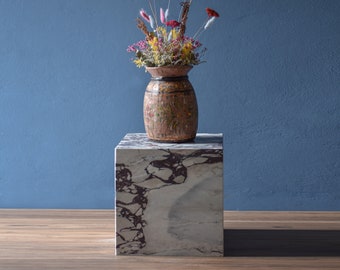 Calacatta Viola marble plinth honed - minimalist table