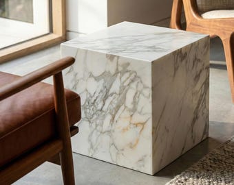 Zoccolo in marmo Calacatta Gold levigato - tavolo minimalista