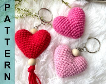 Crochet heart keychain pattern, Crochet heart key ring pattern, Crochet heart bag charm pattern, Amigurumi heart, Valentine&#39;s Day gift