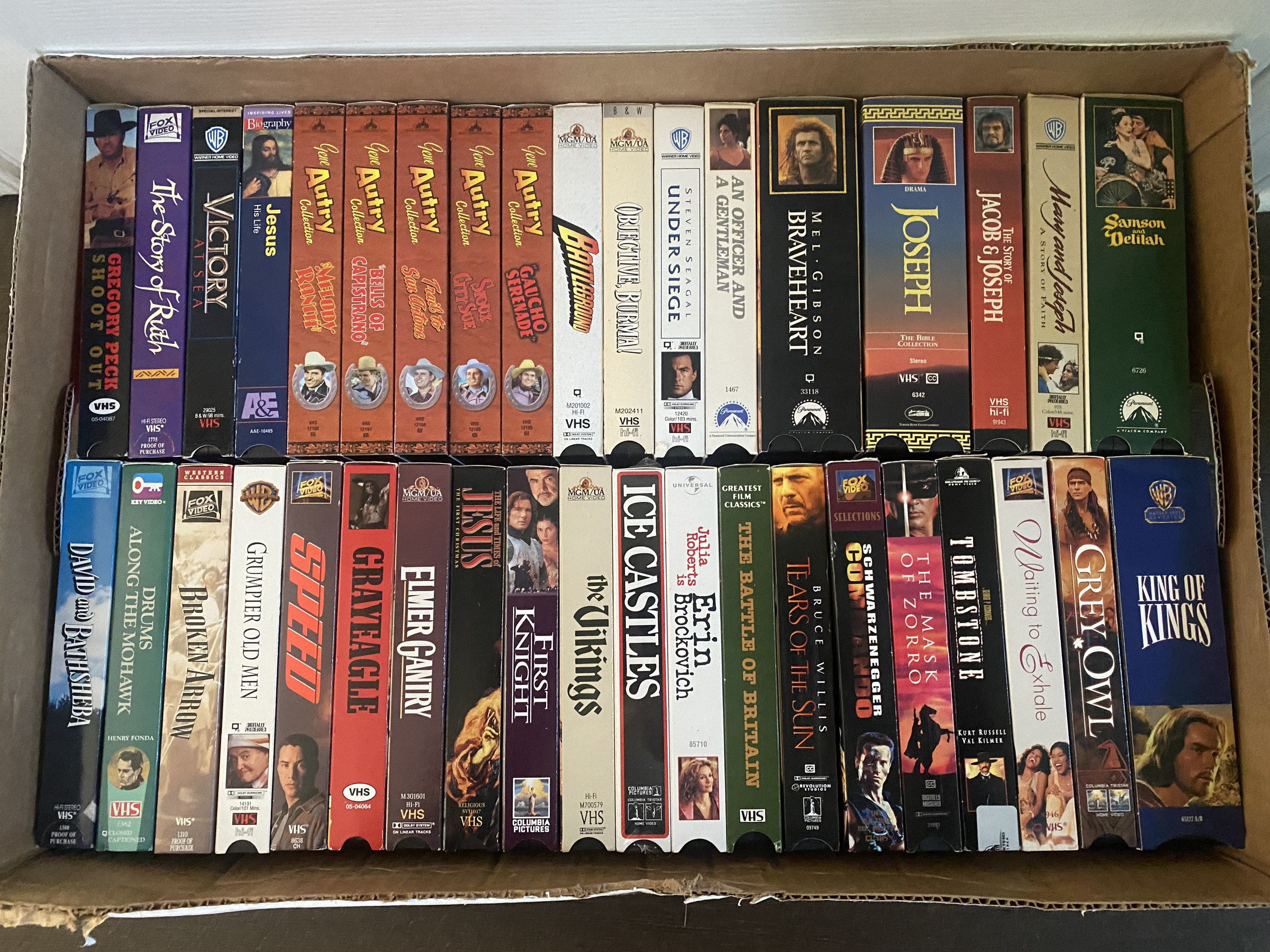 Vhs factory seal lot, mint conditions 17 great movies collectors
