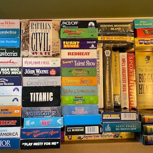 Wählen Sie einen oder mehrere VHS-Filme aus! Los Nr. 53