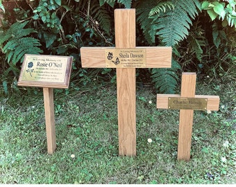 Personalised memorial cross and plaque solid oak