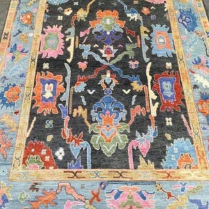 Hand-Knotted Oushak Wool Rug: Beige & Blue Oriental Carpet, 8x10 ft