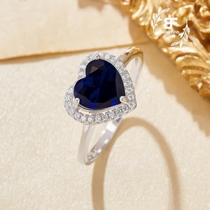 Halo Simulierter Herz Blauer Saphir Ring, September Birthstone Massiv 925 Sterling Silber Ring, Geschenk für Sie