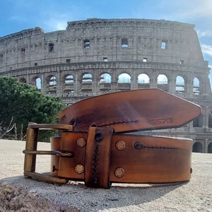 100% artisanal belt - handmade - unisex - made in Italy - leather belt - unique belt - handmade buckle