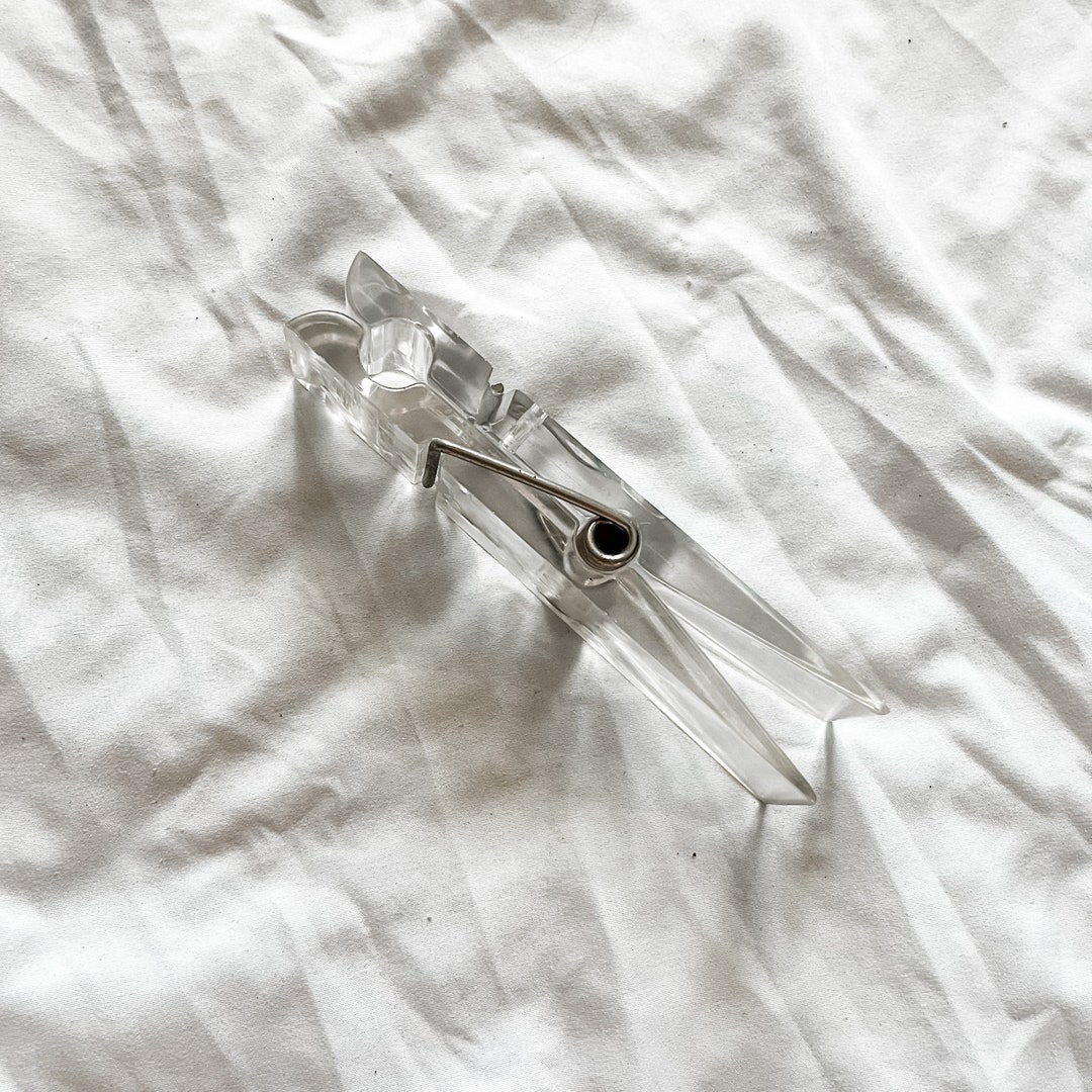 70s Clear Lucite Oversized Clothes Pin Note Holder / Note Etsy