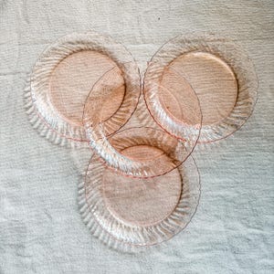 Vintage Set of 4 Arcoroc Rosaline Pink Swirl salad plates / pink glass plates / French plates / pink glassware / glass salad plates