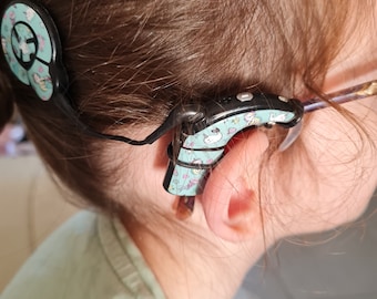 Eyewear accessories for maintaining hearing aids and implants Anti-loss Eyewear cord