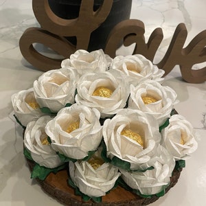 White Hand Made Truffle Wrappers (forminhas)