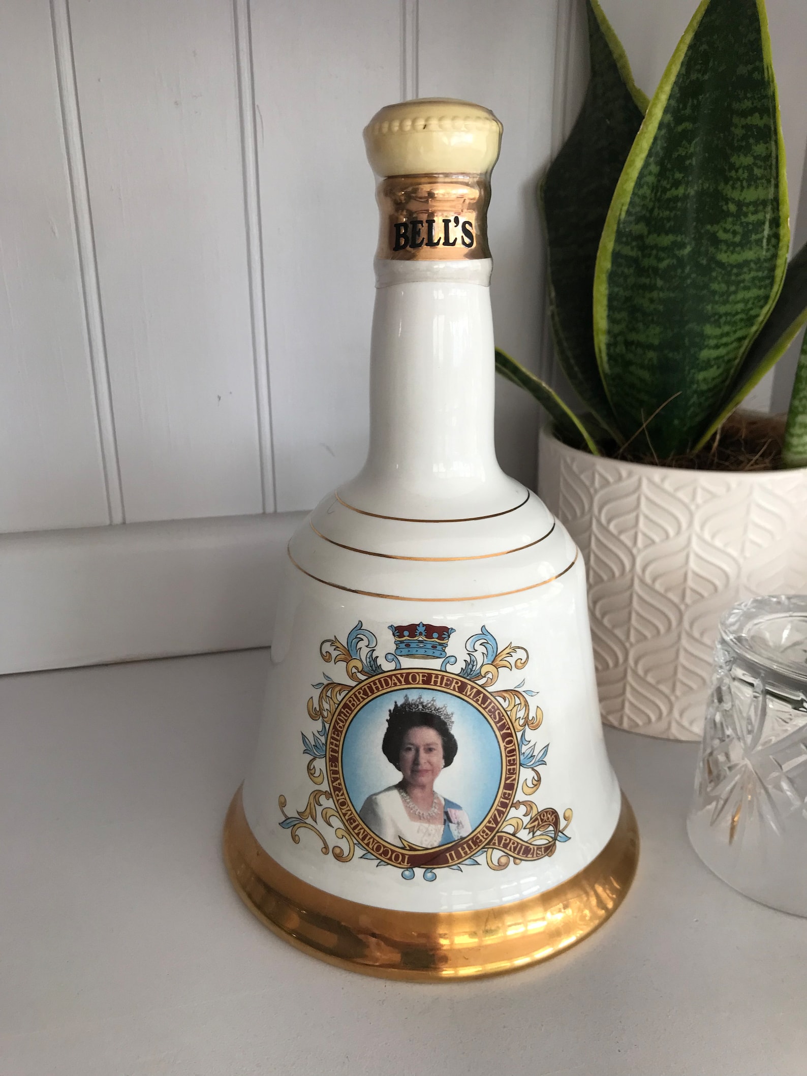 Rare Unopened Bottle Bell's Specially Selected Whisky, Queen Elizabeth