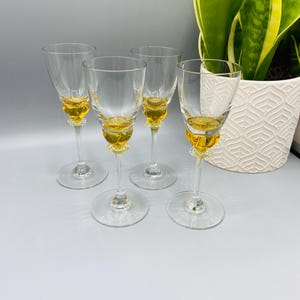 Set of 4 Elegant Vintage Amber & Clear Stemmed Glasses – Wine, Sherry or Liqueur