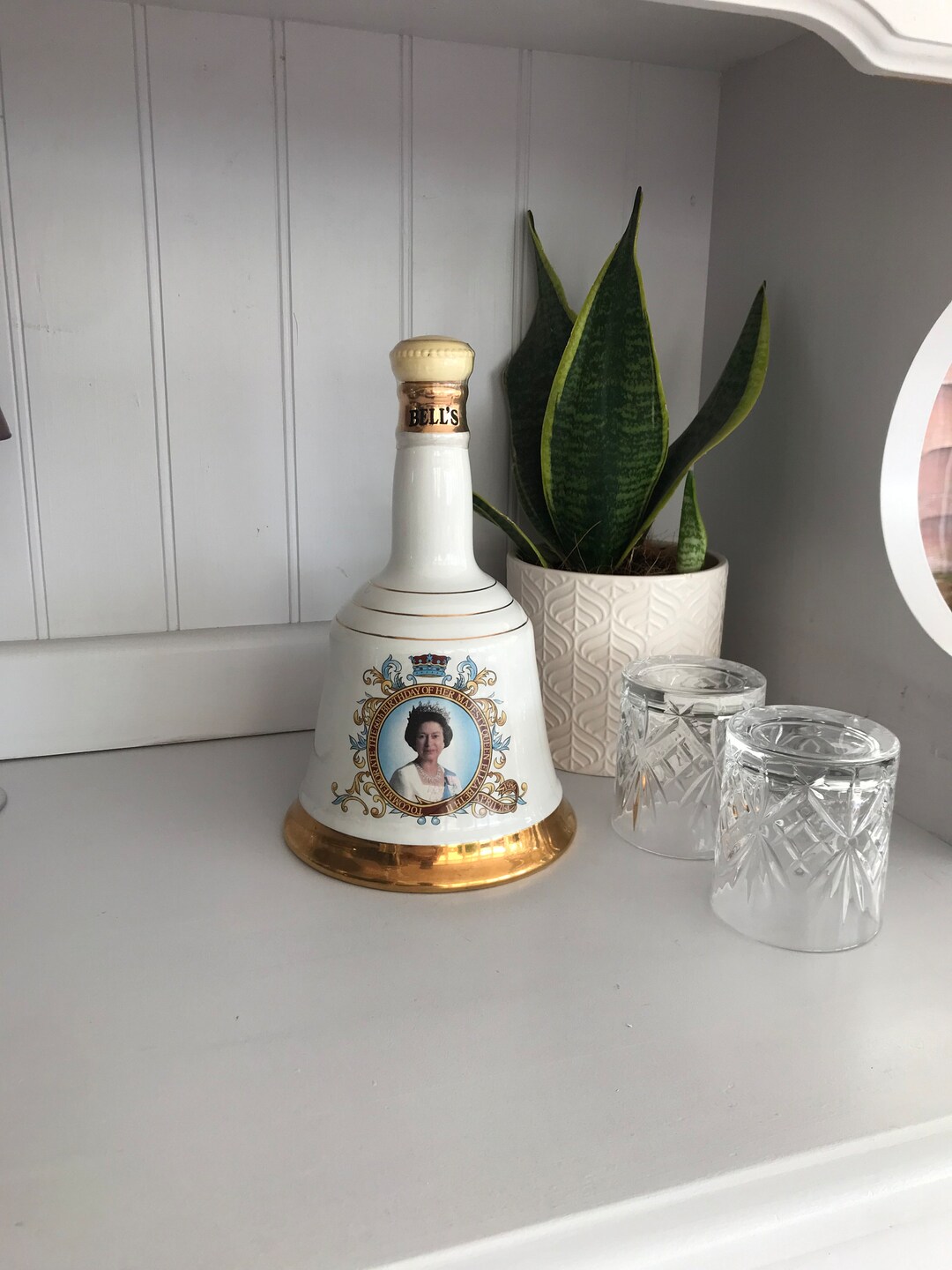 Rare Unopened Bottle Bell's Specially Selected Whisky, Queen Elizabeth