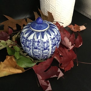 Chinese 1950s Zhangguo Zhi Zao Jar/Pot