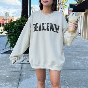 Beagle Mom Sweatshirt, Beagle Mama Shirt, Dog Mom Sweatshirt, Gift for Beagle Mom, Funny Beagle Owner Gift, Beagle Dog Mom Gifts