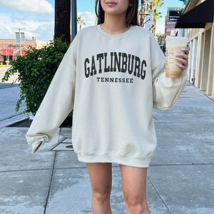 Gatlinburg Sweatshirt, Trendy Varsity Sweatshirt, Aesthetic College Crewneck, Oversized Minimalist Sweater, Gatlinburg Tennessee Shirt